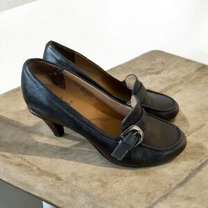 Soft Shoe By Medicus Black Leather Shoes Slip On Pump Heels Loafers Size 7